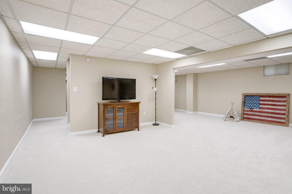 11154 STONEBROOK DRIVE