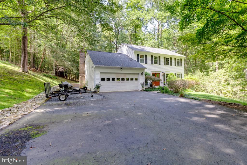11154 STONEBROOK DRIVE