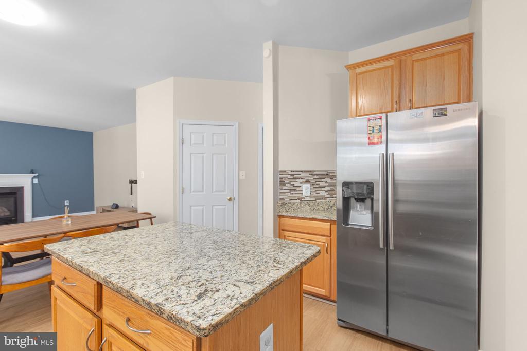 5317 GUNSTON HALL DRIVE