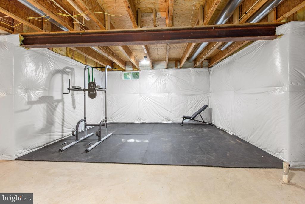 5317 GUNSTON HALL DRIVE