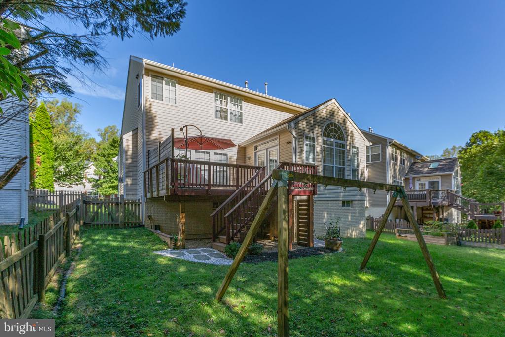 5317 GUNSTON HALL DRIVE