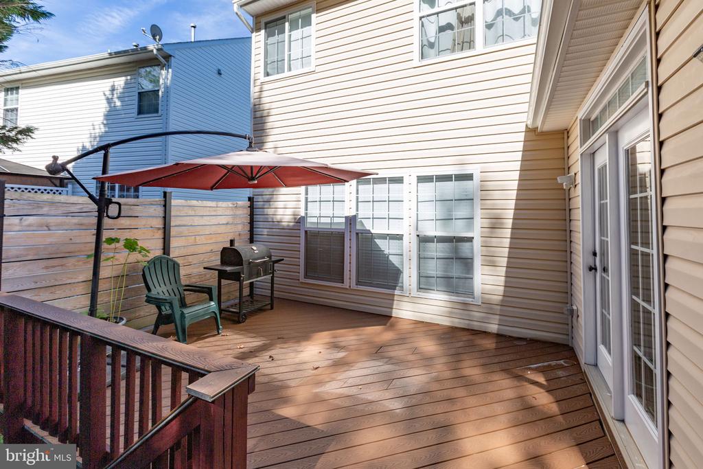 5317 GUNSTON HALL DRIVE
