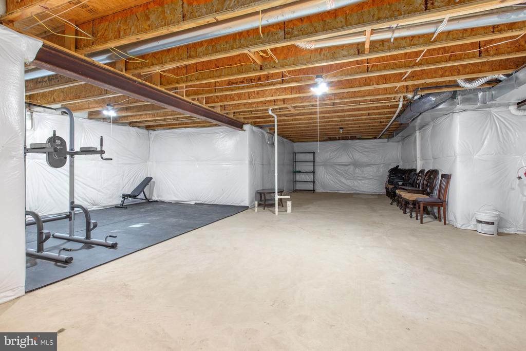 5317 GUNSTON HALL DRIVE