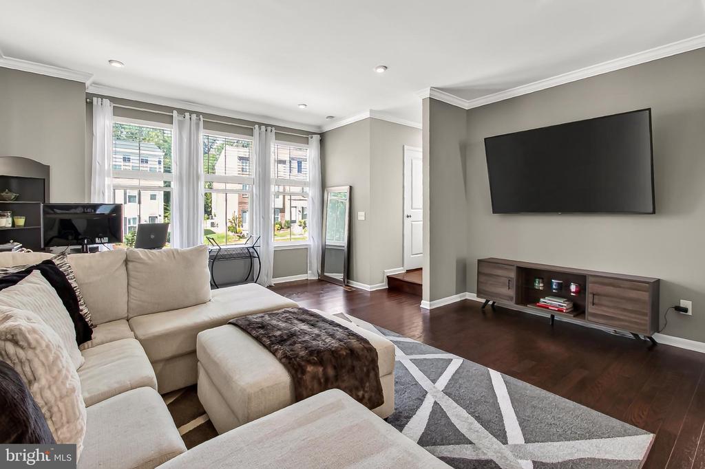 13052 JESSICA GROVE PLACE