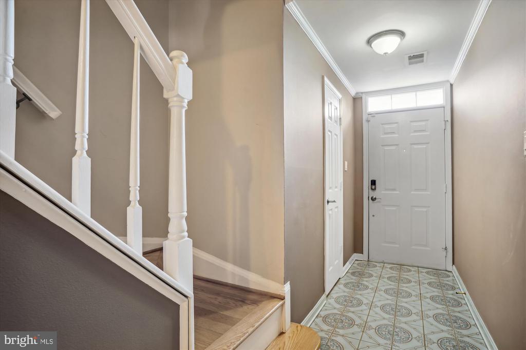 2816 BRIER POND CIRCLE