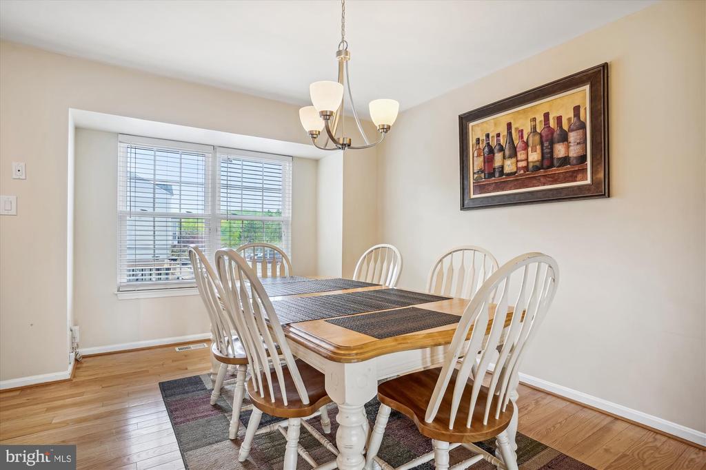 2816 BRIER POND CIRCLE