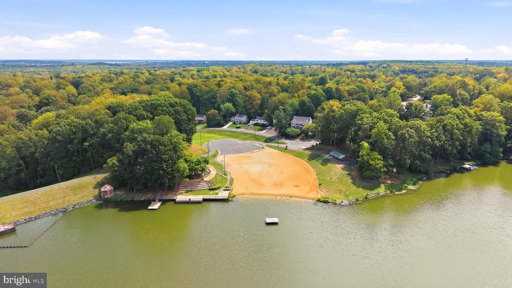 15045 HOLLEYSIDE DRIVE