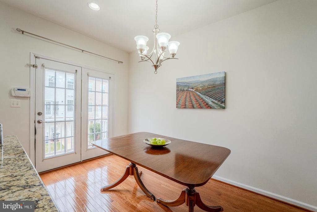 15409 ROSEMONT MANOR DRIVE