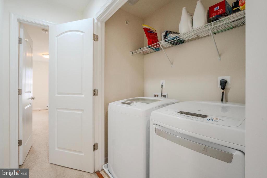 15409 ROSEMONT MANOR DRIVE