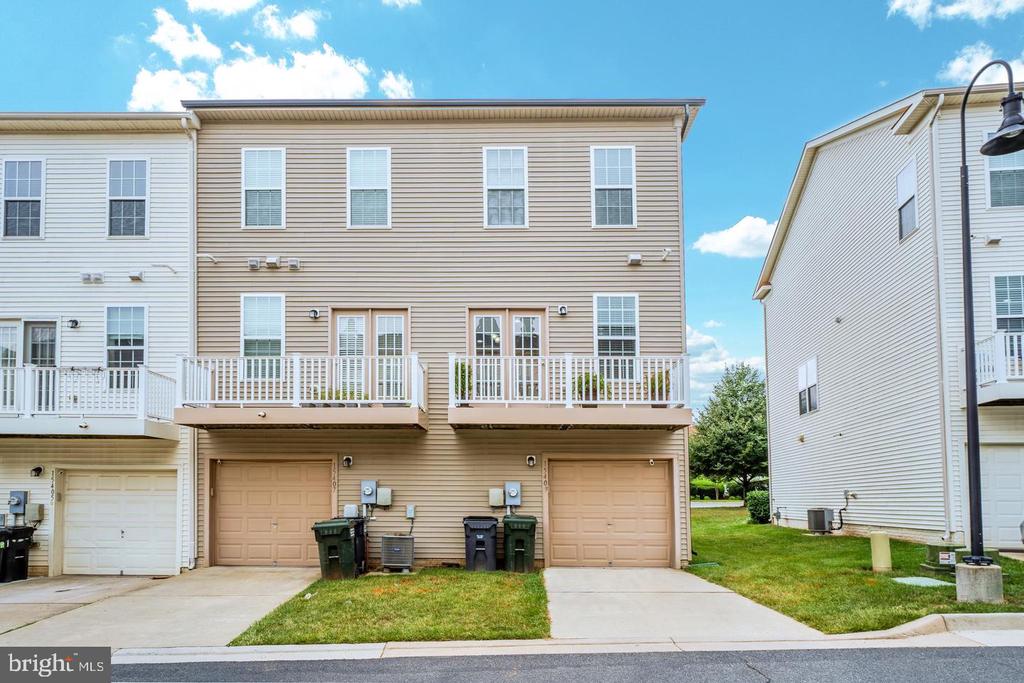 15409 ROSEMONT MANOR DRIVE