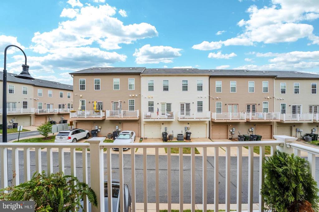 15409 ROSEMONT MANOR DRIVE