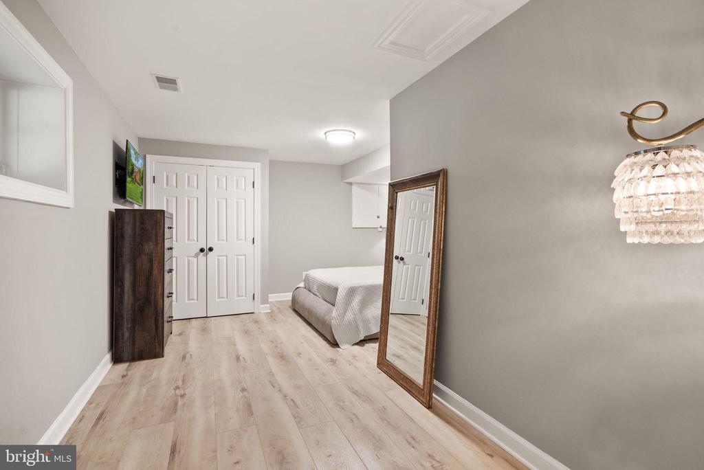 16125 GOSSUM COURT