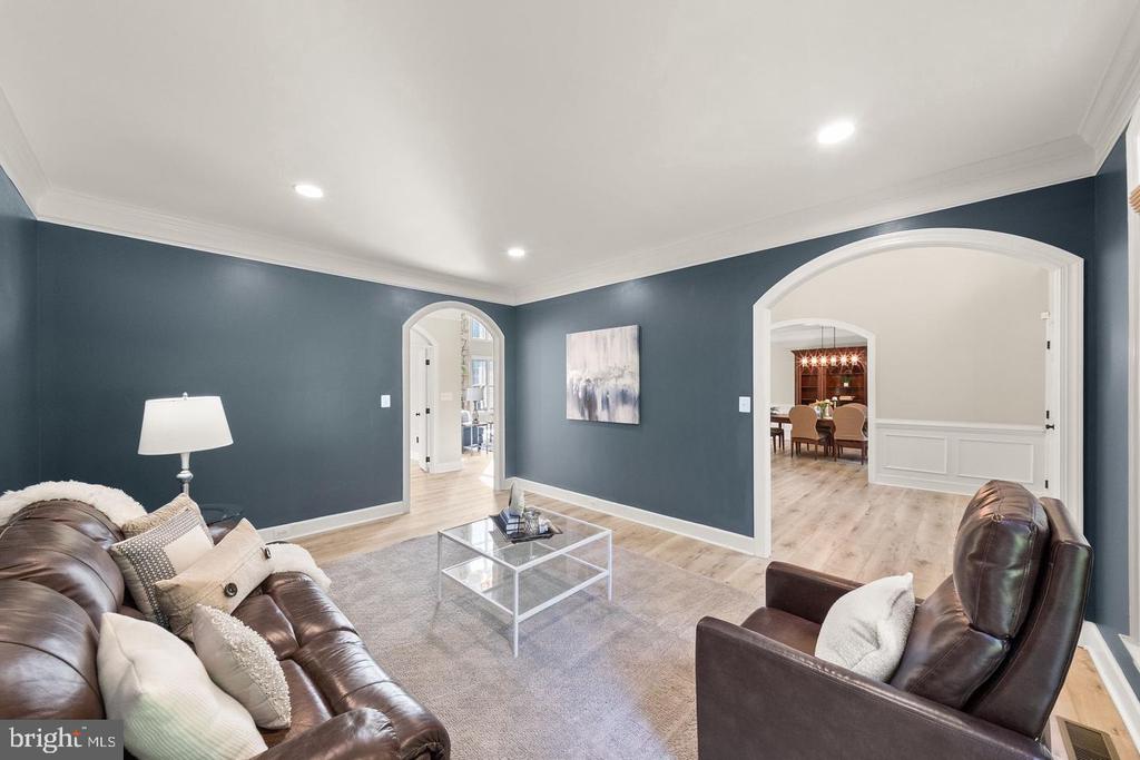 16125 GOSSUM COURT