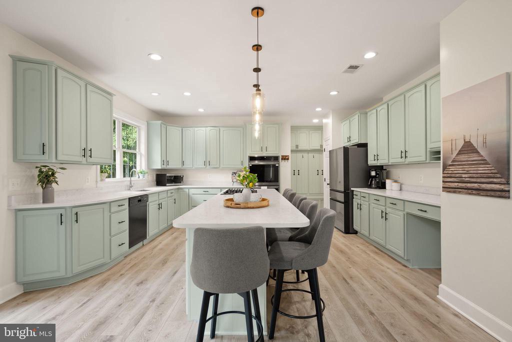 16125 GOSSUM COURT