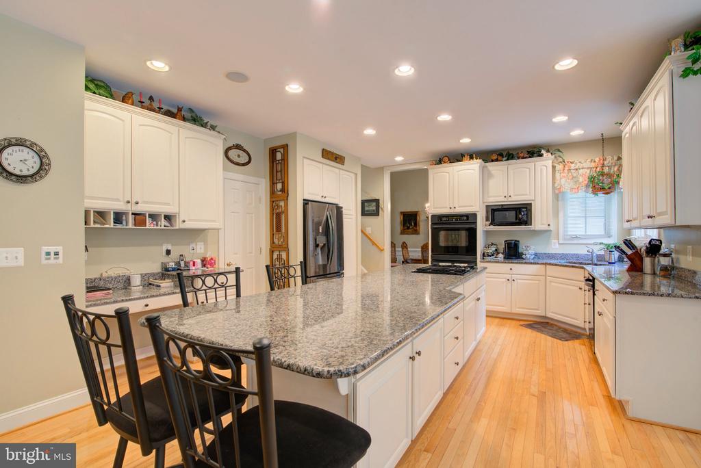 4453 TUSCANY COURT