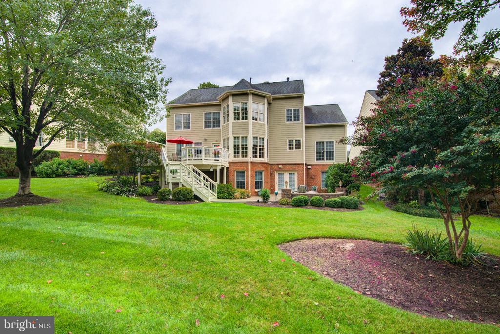4453 TUSCANY COURT