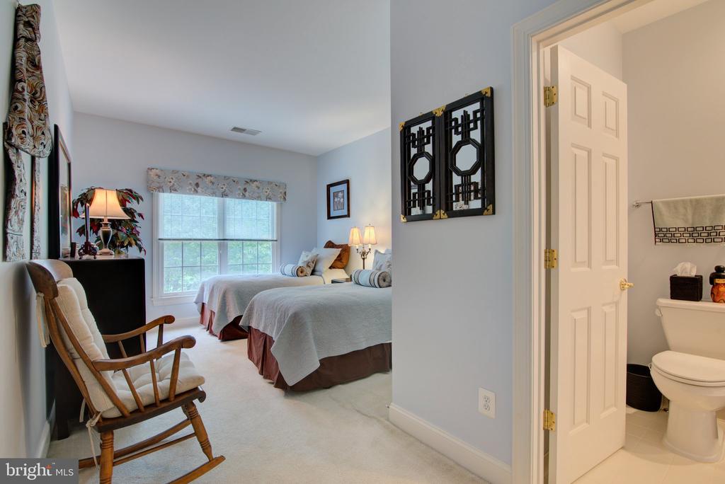 4453 TUSCANY COURT