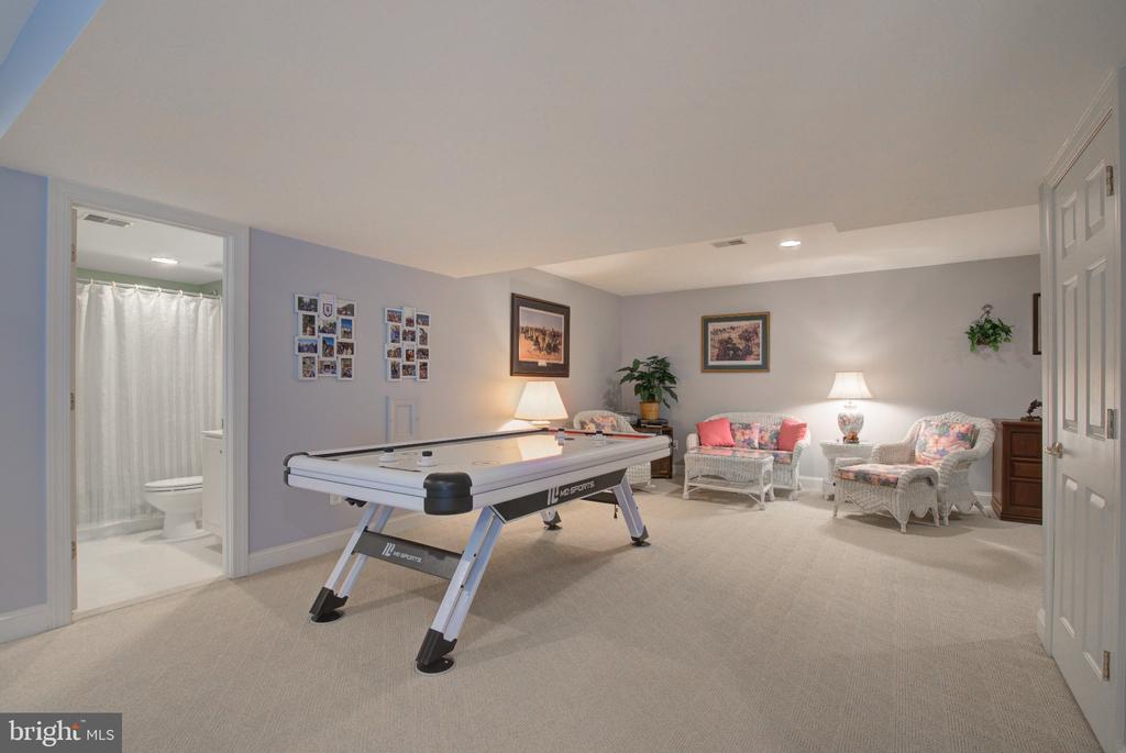 4453 TUSCANY COURT