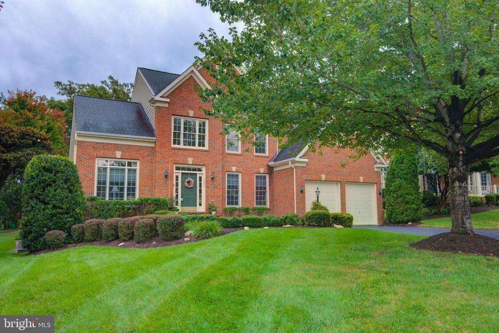 4453 TUSCANY COURT