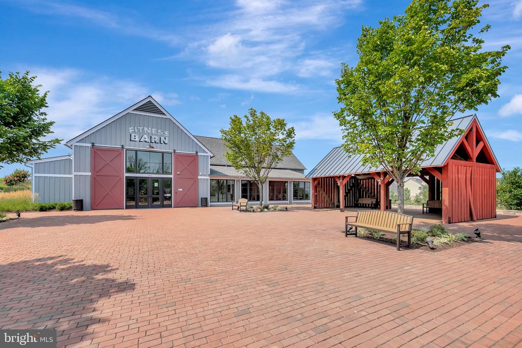 1611 POTOMAC SHORES PARKWAY Unit: 402