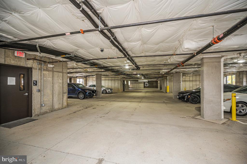 1611 POTOMAC SHORES PARKWAY Unit: 402