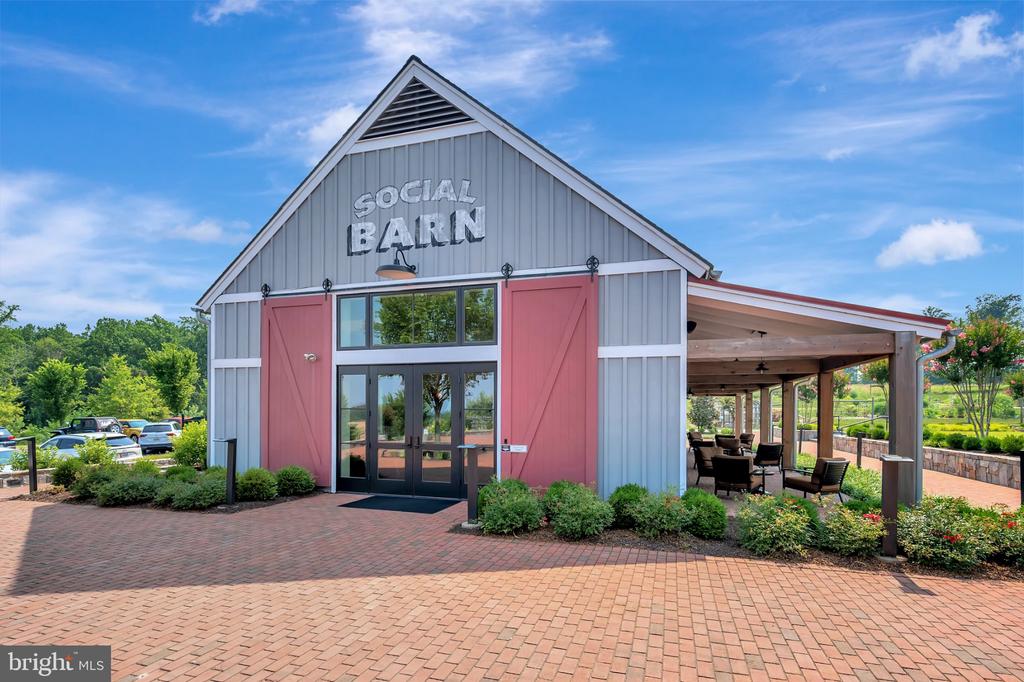 1611 POTOMAC SHORES PARKWAY Unit: 402