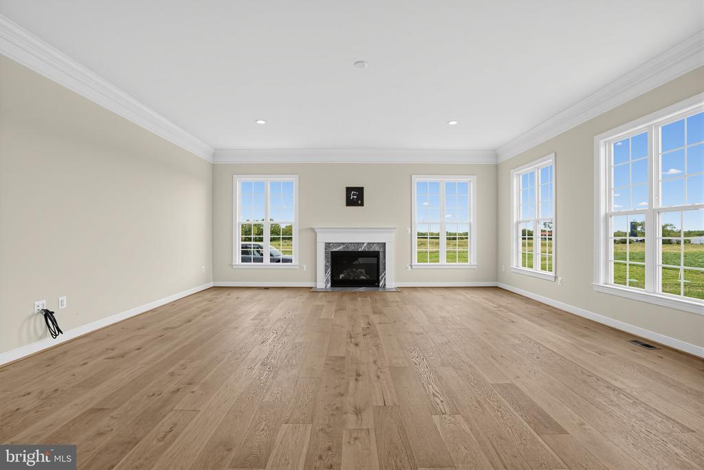 12221 PARKGATE DRIVE
