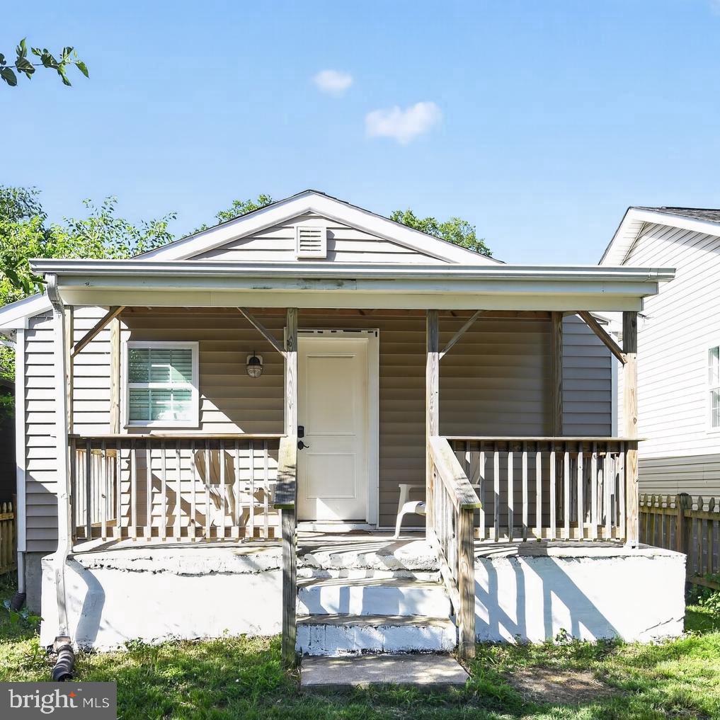 2012 NEWBOURNE STREET