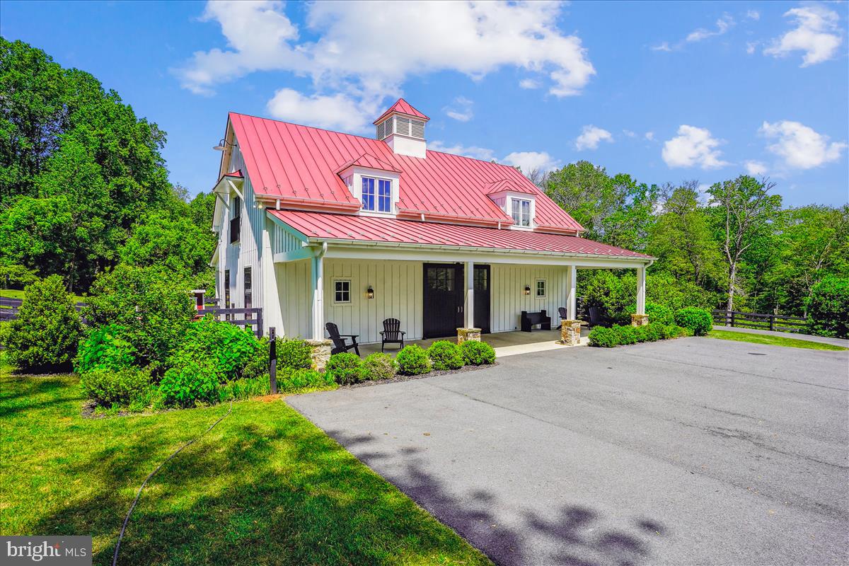 16 WHIPPOORWILL LANE