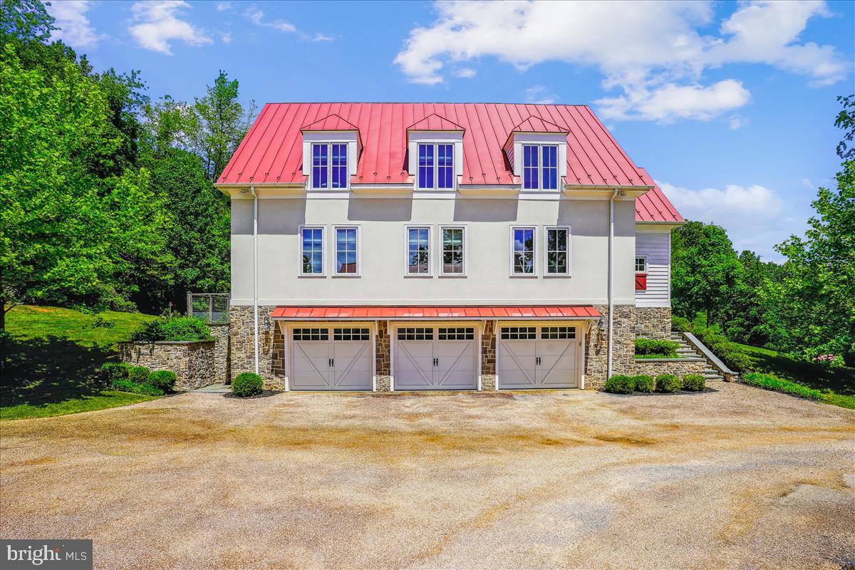 16 WHIPPOORWILL LANE