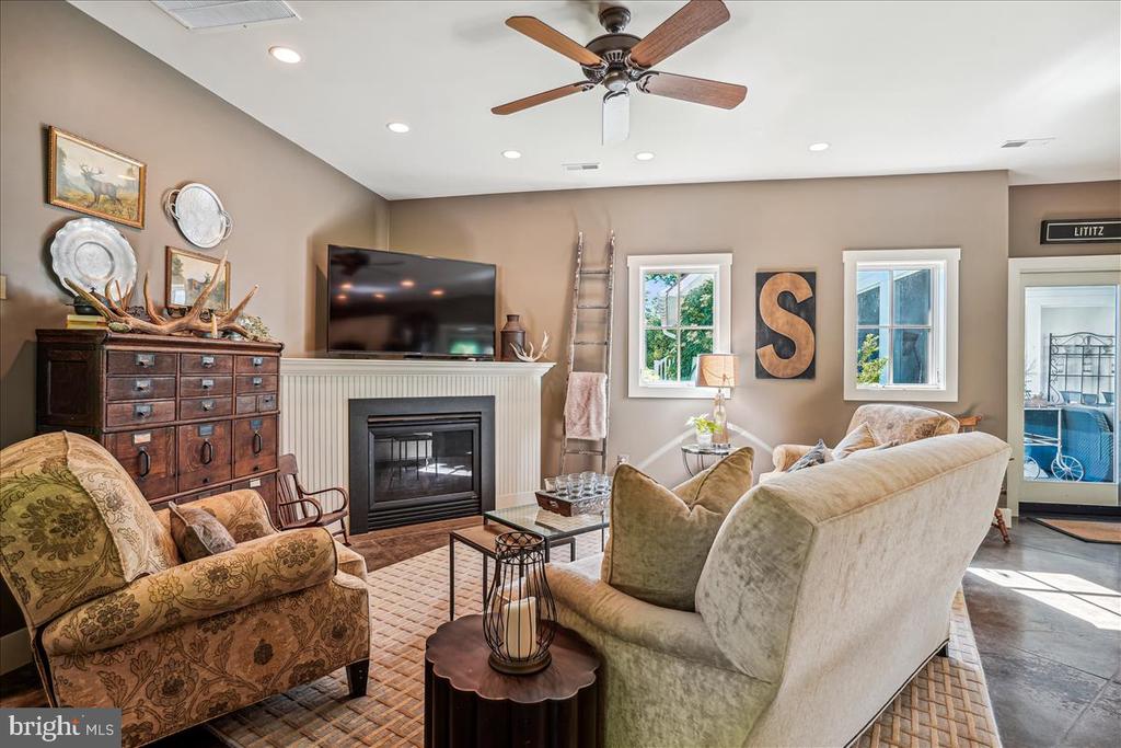 16 WHIPPOORWILL LANE
