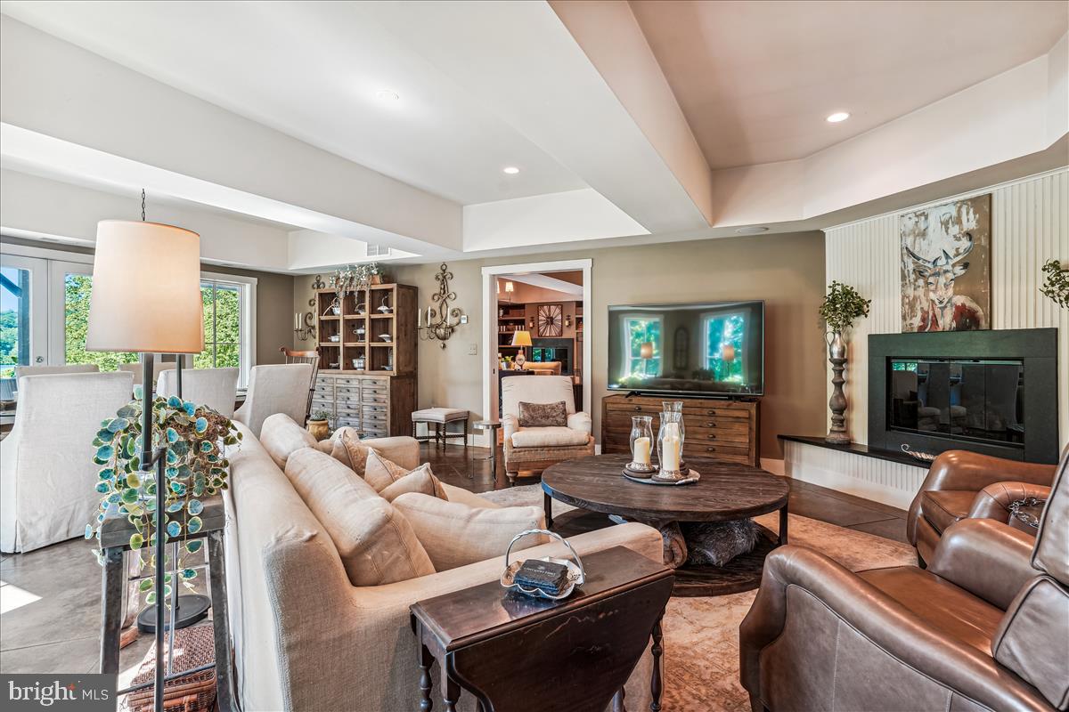 16 WHIPPOORWILL LANE