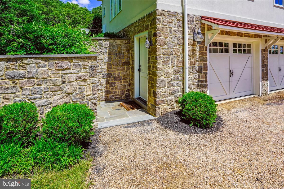 16 WHIPPOORWILL LANE