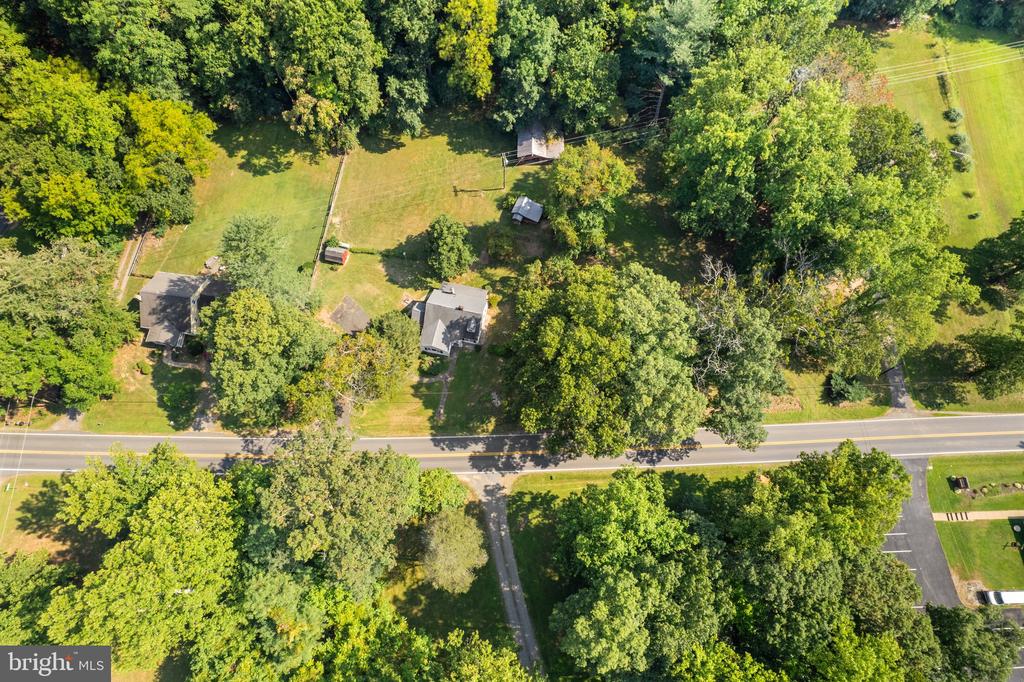 692 VIEWTOWN ROAD