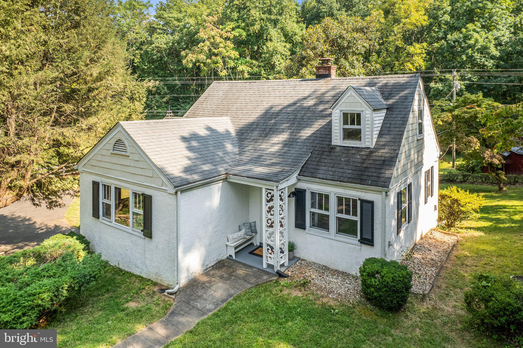 692 VIEWTOWN ROAD
