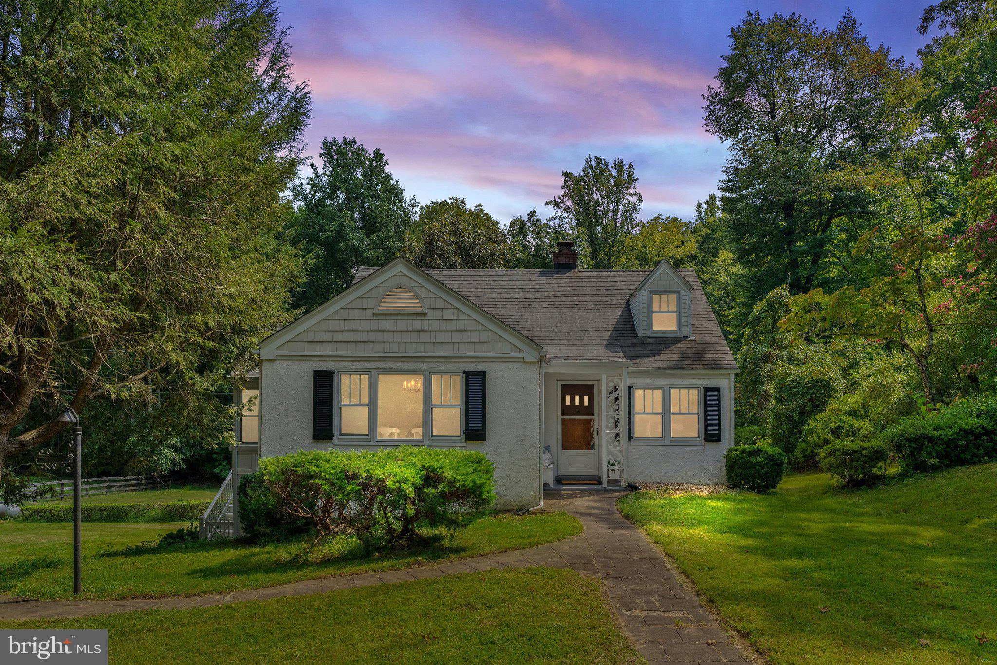 692 VIEWTOWN ROAD