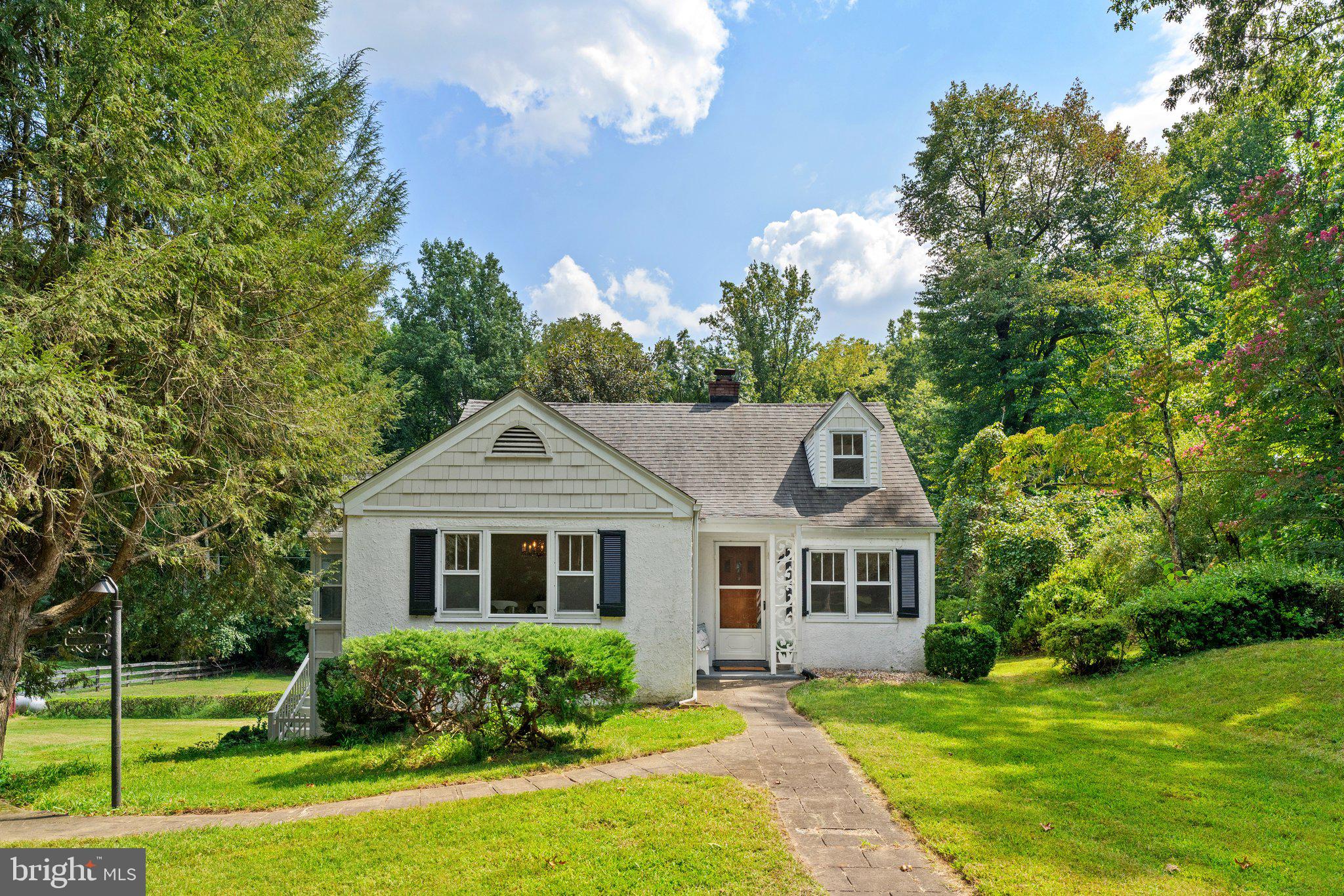 692 VIEWTOWN ROAD
