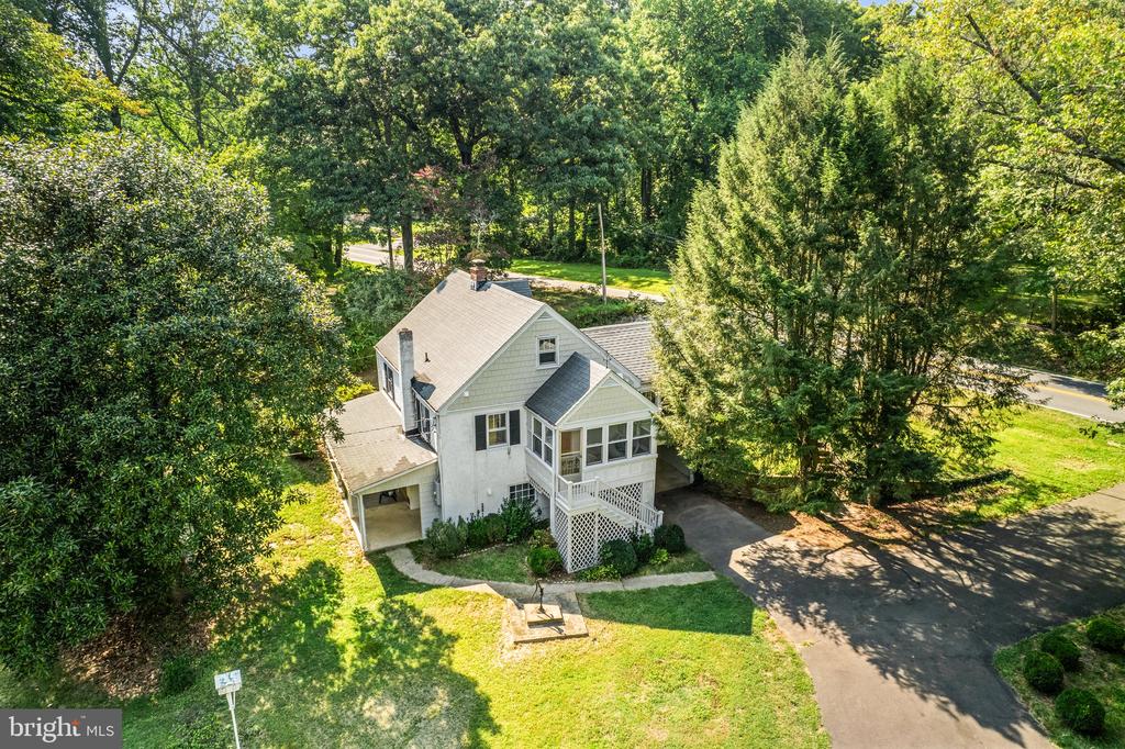 692 VIEWTOWN ROAD
