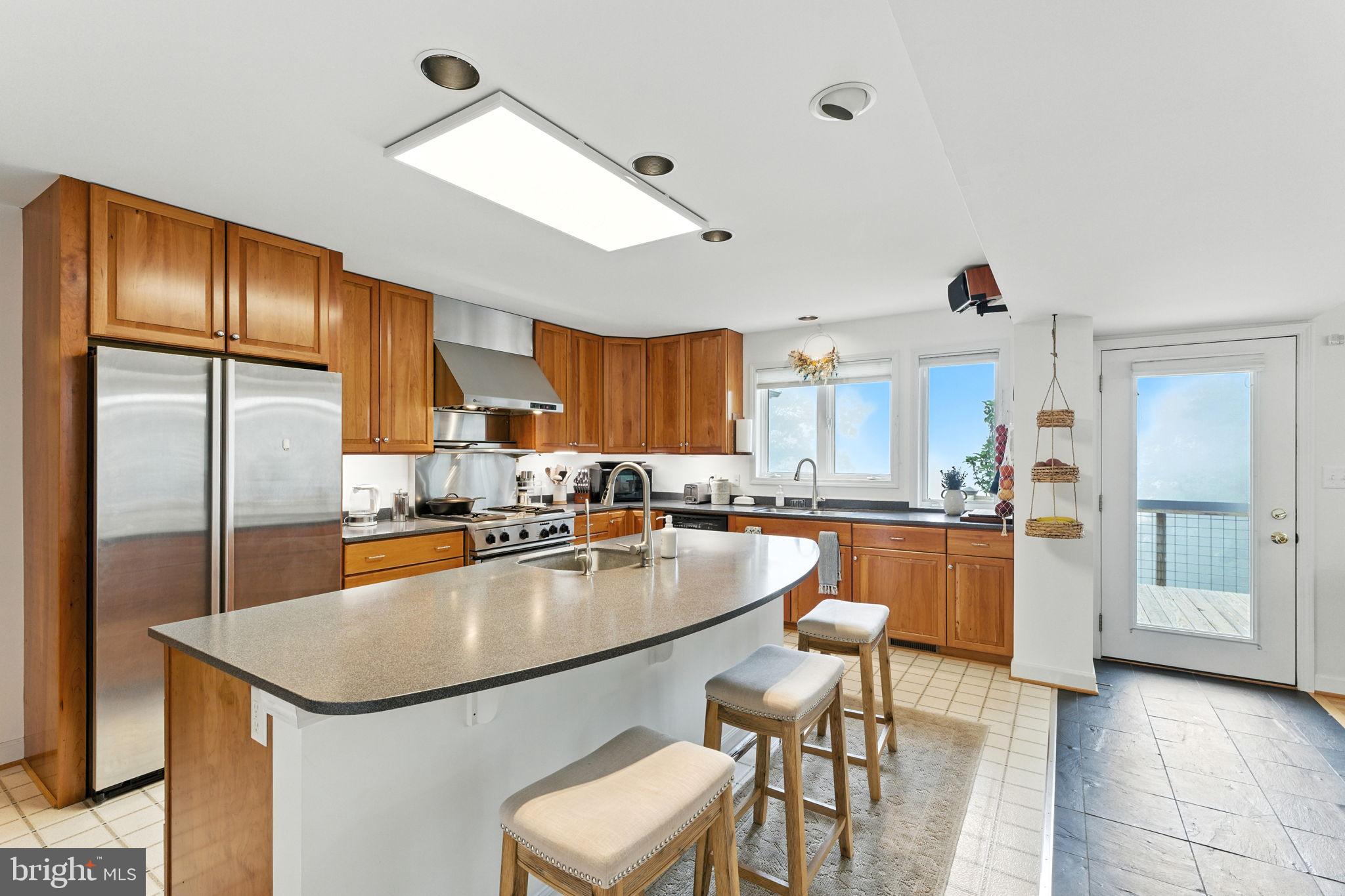 46 ROCK RIDGE LANE