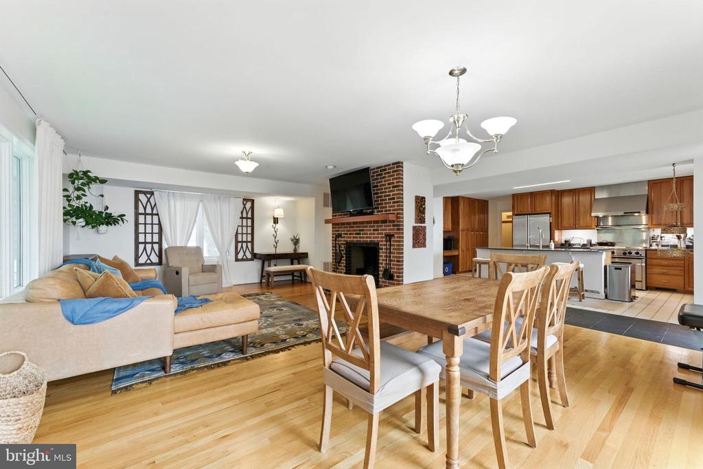 46 ROCK RIDGE LANE