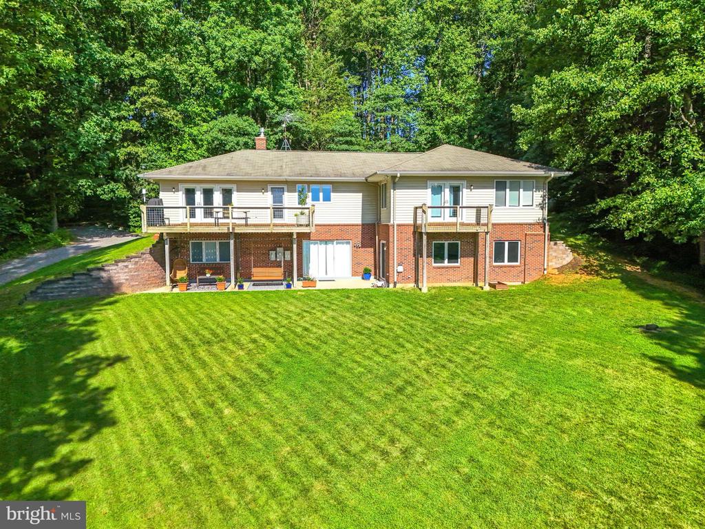 46 ROCK RIDGE LANE