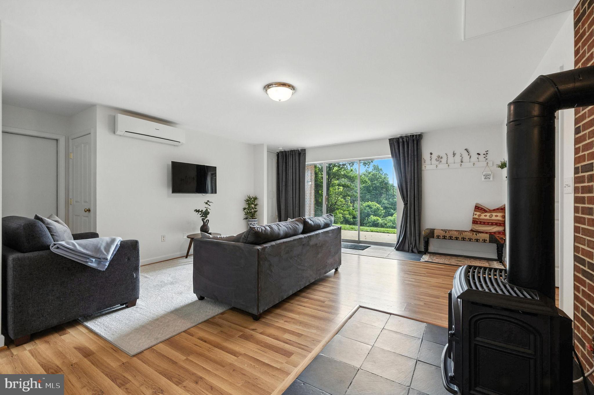 46 ROCK RIDGE LANE