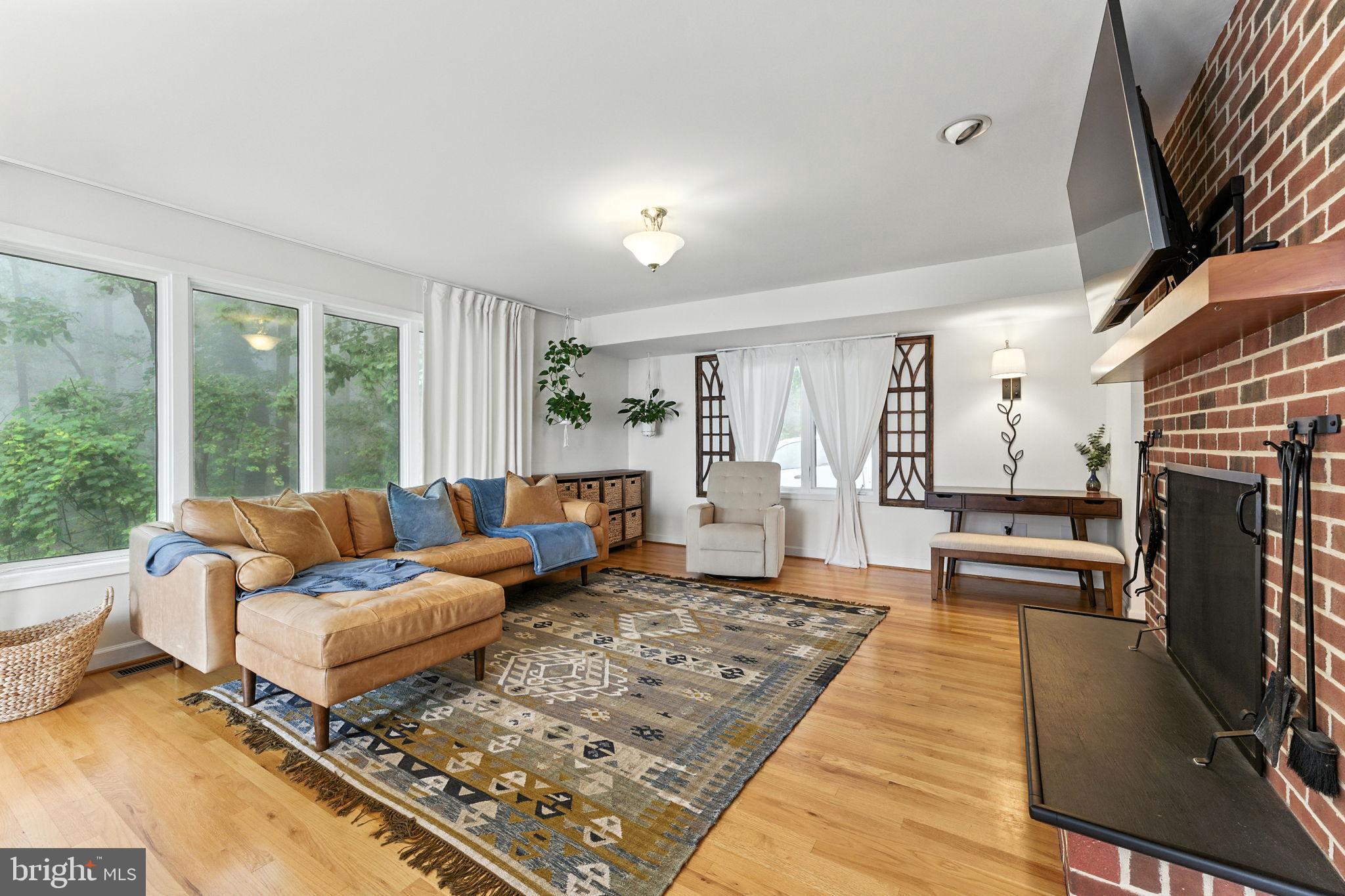 46 ROCK RIDGE LANE