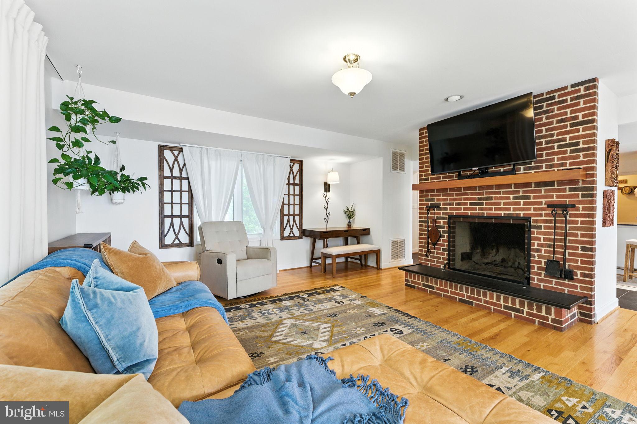 46 ROCK RIDGE LANE
