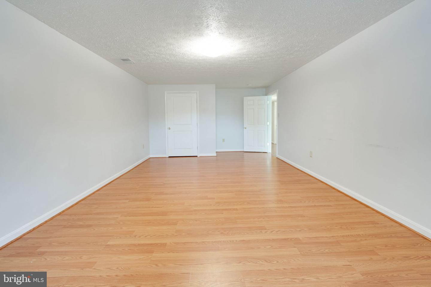348 Wise AVENUE