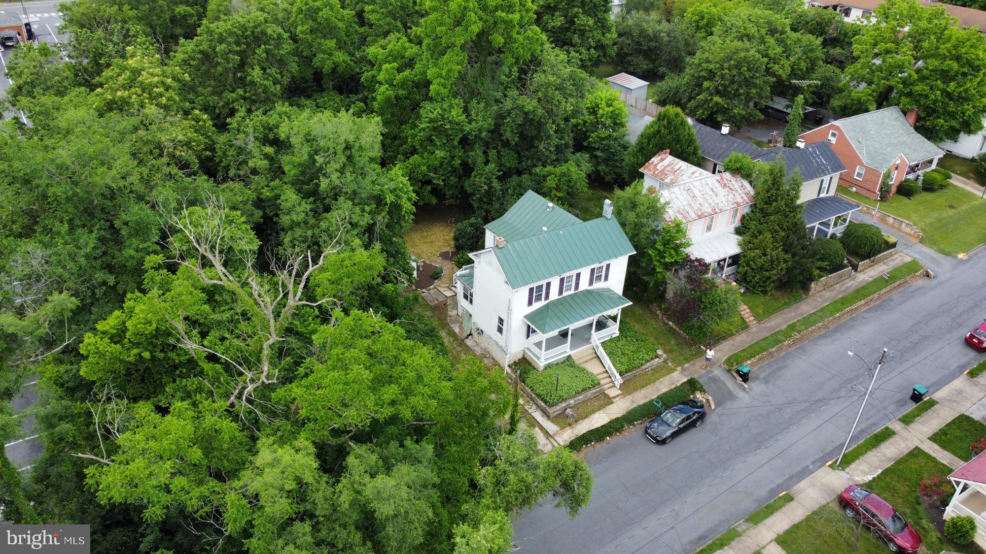 219 N Church St