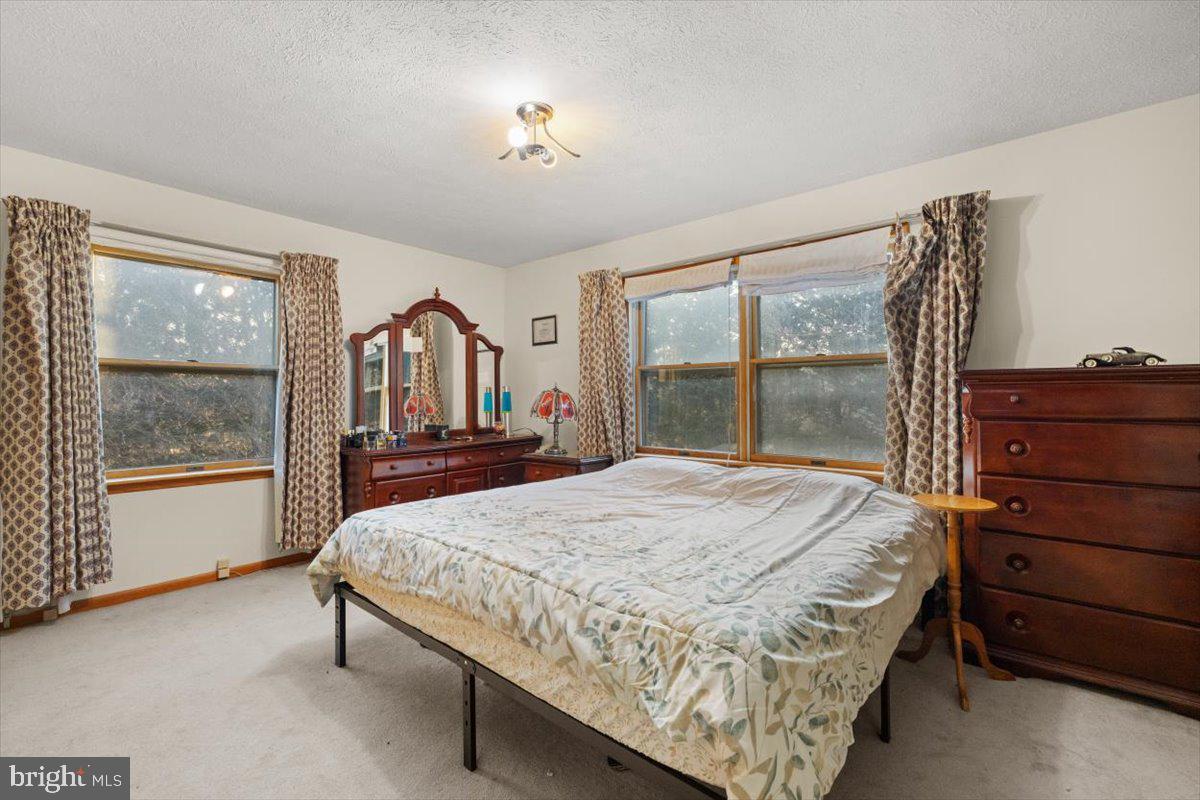 173 High View Dr