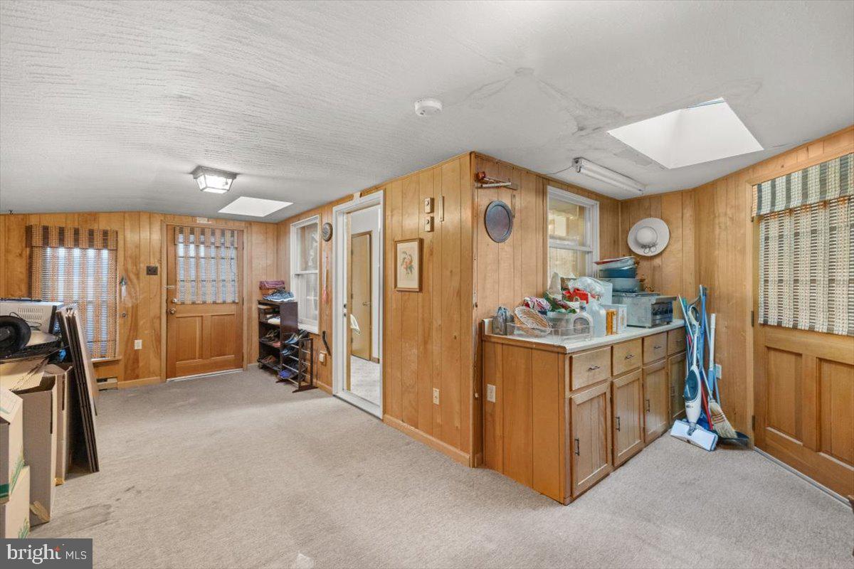 173 High View Dr