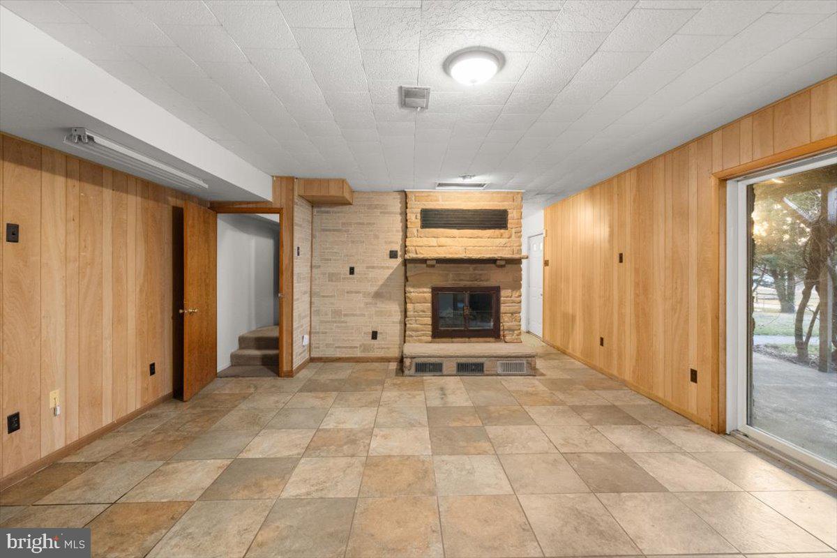173 High View Dr
