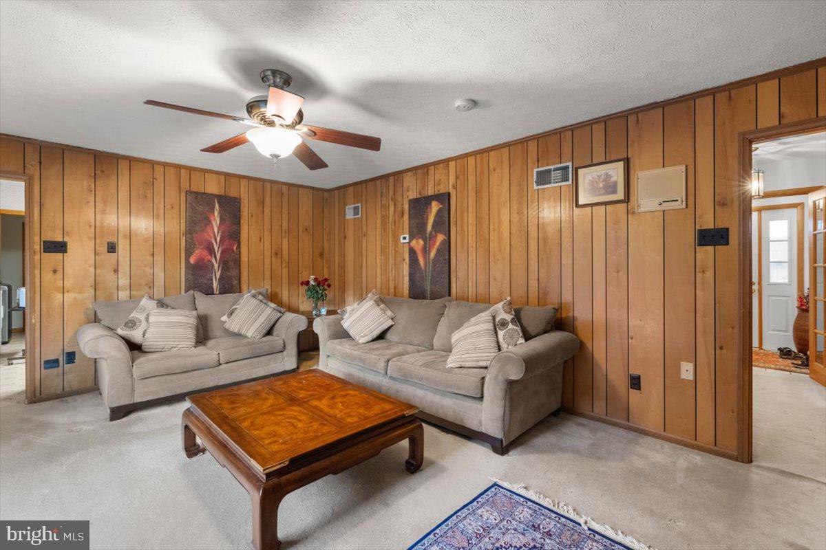 173 High View Dr